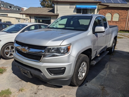 2017 Chevrolet Colorado Ext Cab 4x4 at Clancy Motors in Kingston, Ontario